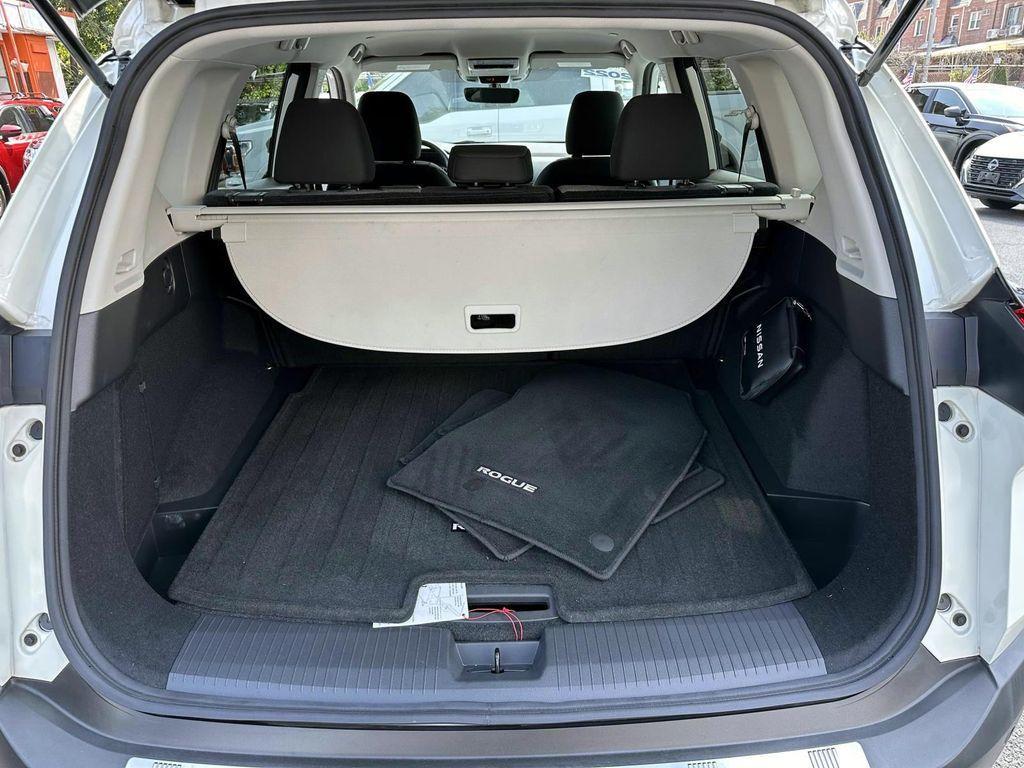 used 2022 Nissan Rogue car, priced at $23,998