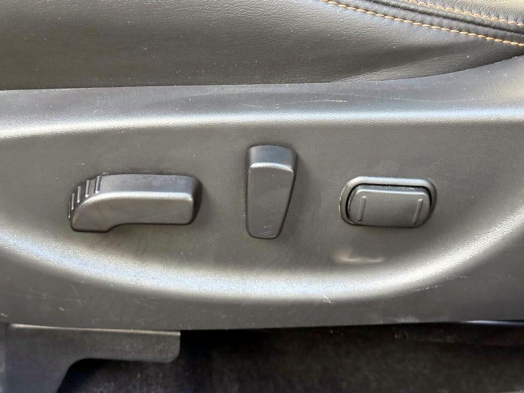 used 2023 Nissan Maxima car, priced at $32,998
