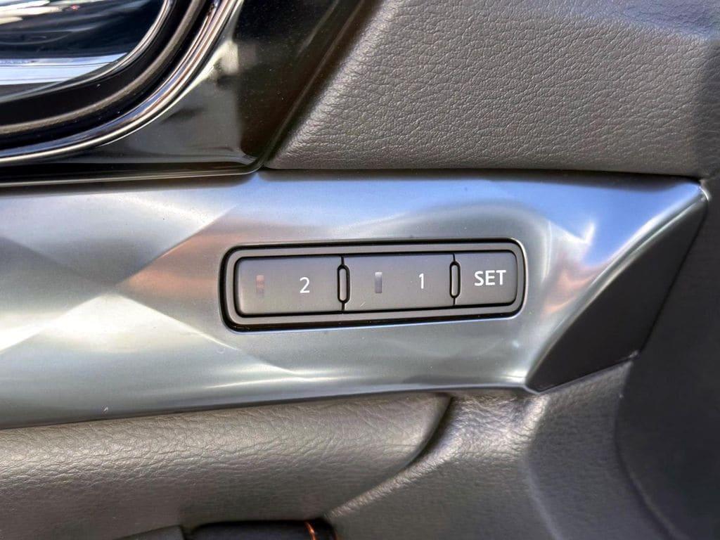 used 2023 Nissan Maxima car, priced at $32,998
