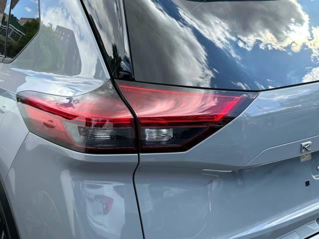 used 2021 Nissan Rogue car, priced at $26,998