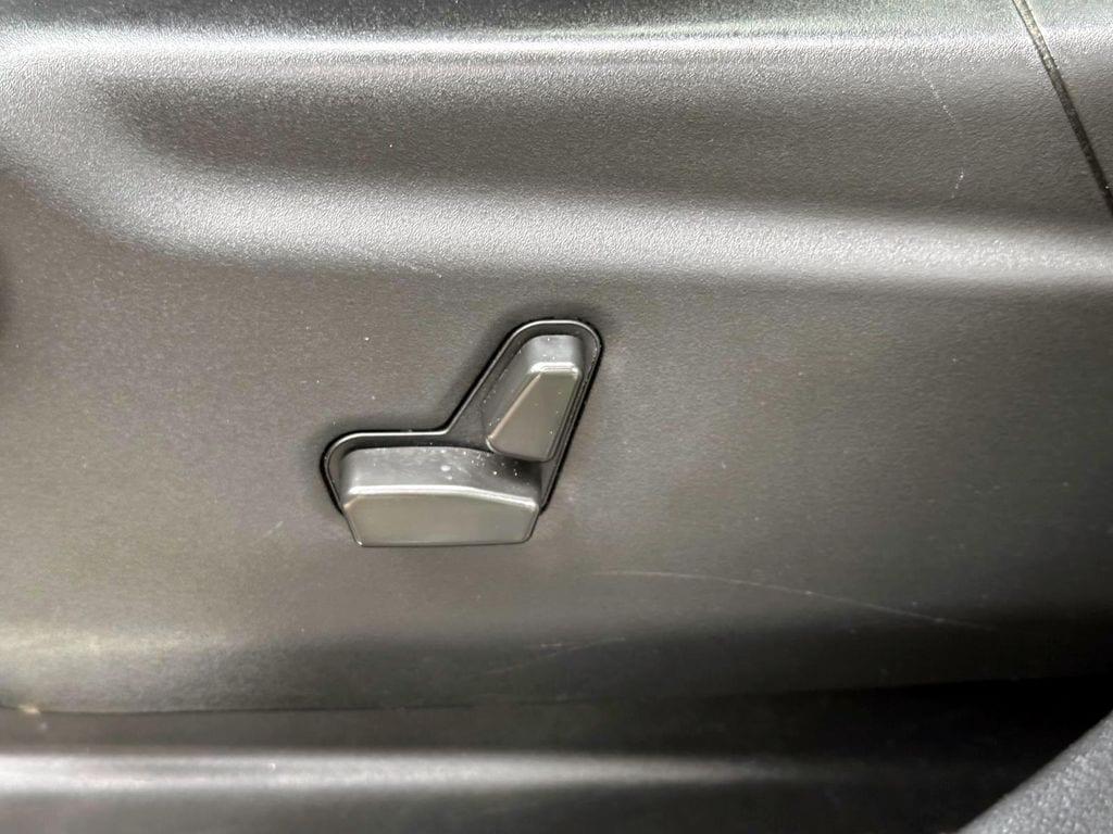 used 2021 Jeep Grand Cherokee car, priced at $28,998