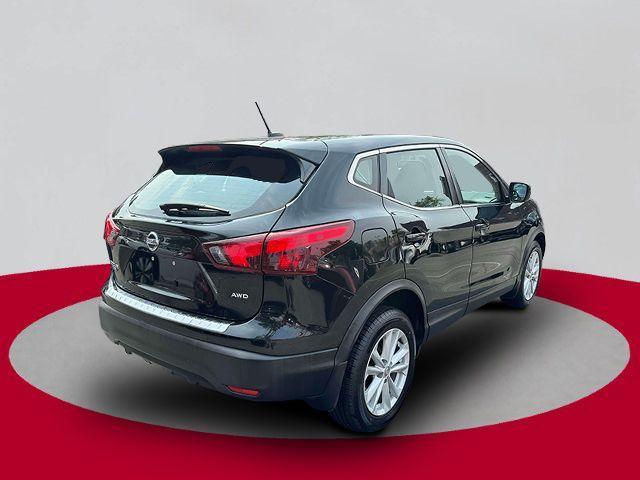 used 2018 Nissan Rogue Sport car, priced at $13,998