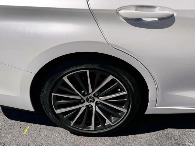 used 2023 Lexus ES 350 car, priced at $37,889
