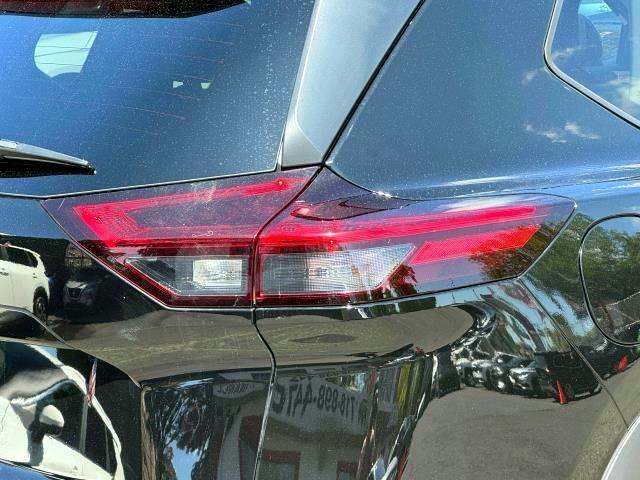 used 2022 Nissan Rogue car, priced at $25,998