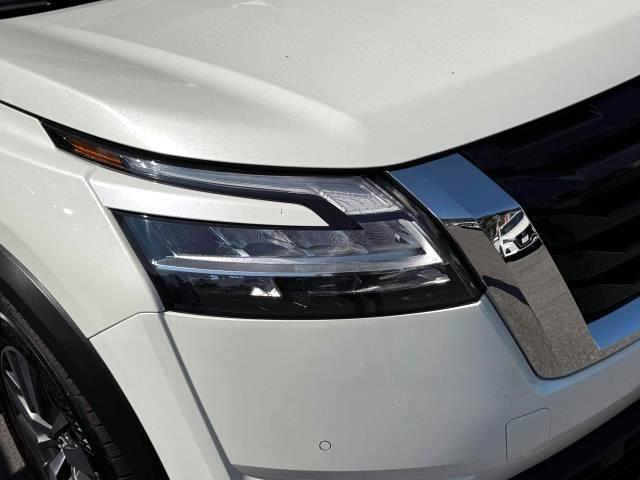 used 2024 Nissan Pathfinder car, priced at $35,998