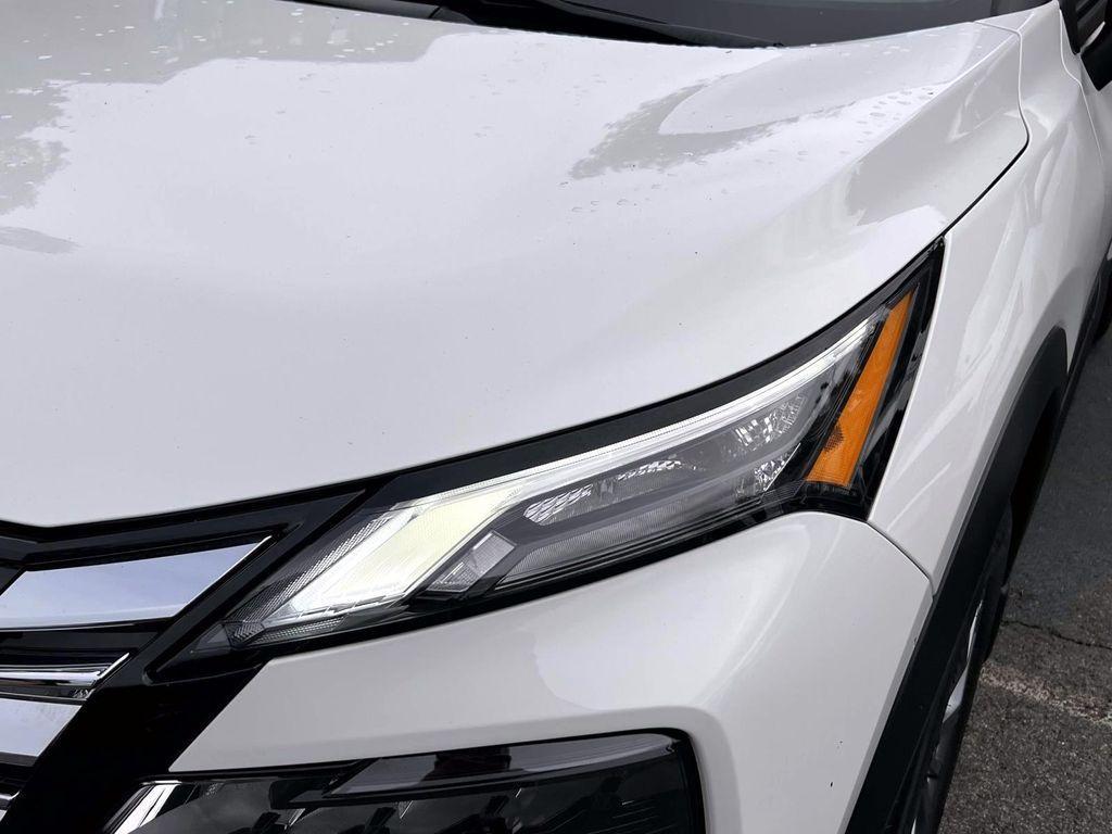 used 2024 Nissan Rogue car, priced at $22,998