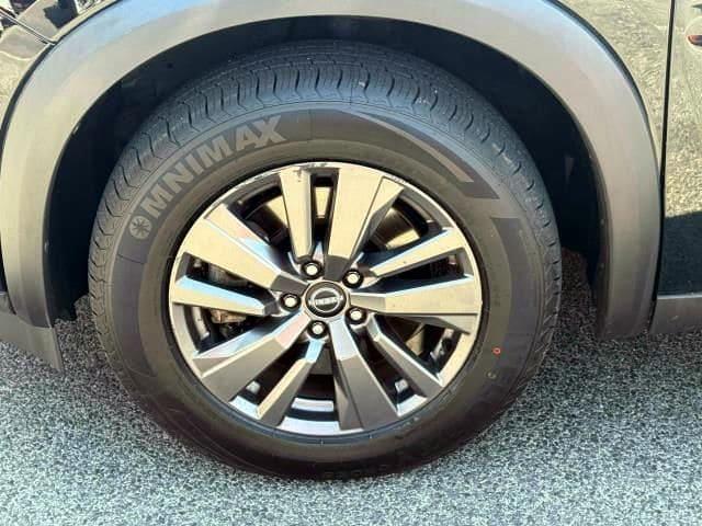 used 2022 Nissan Pathfinder car, priced at $24,998