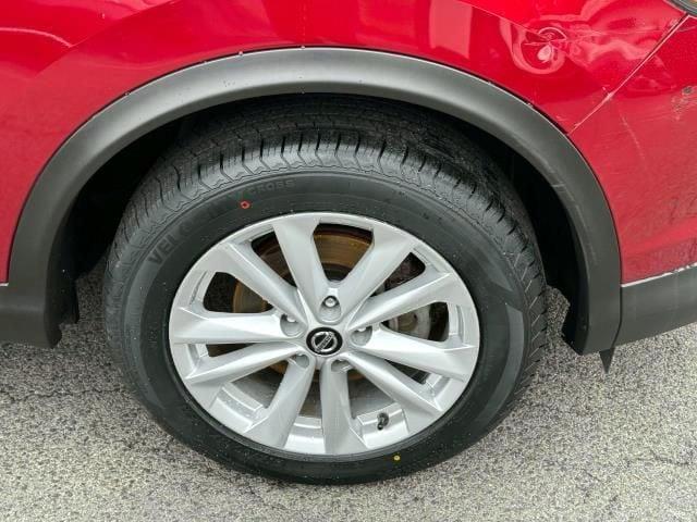 used 2019 Nissan Rogue Sport car, priced at $17,998