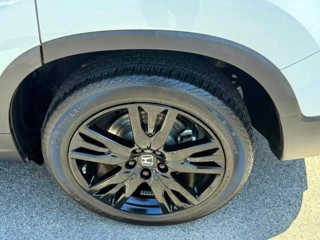 used 2022 Honda Pilot car, priced at $32,998