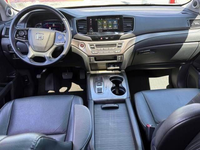 used 2022 Honda Pilot car, priced at $32,998