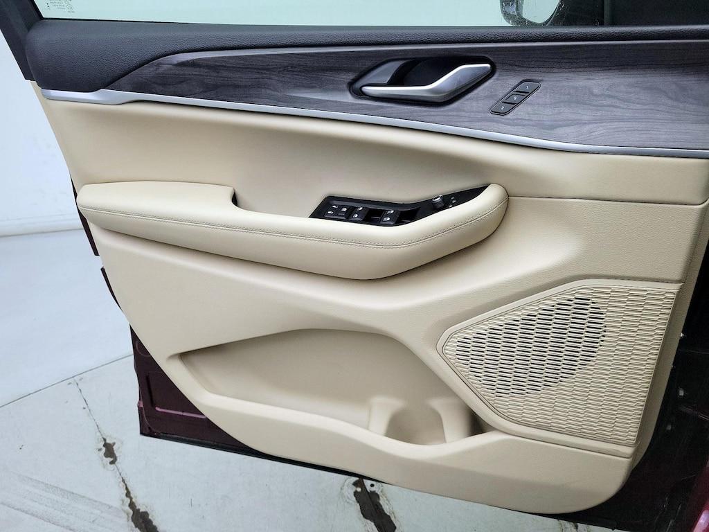 used 2023 Jeep Grand Cherokee L car, priced at $34,998