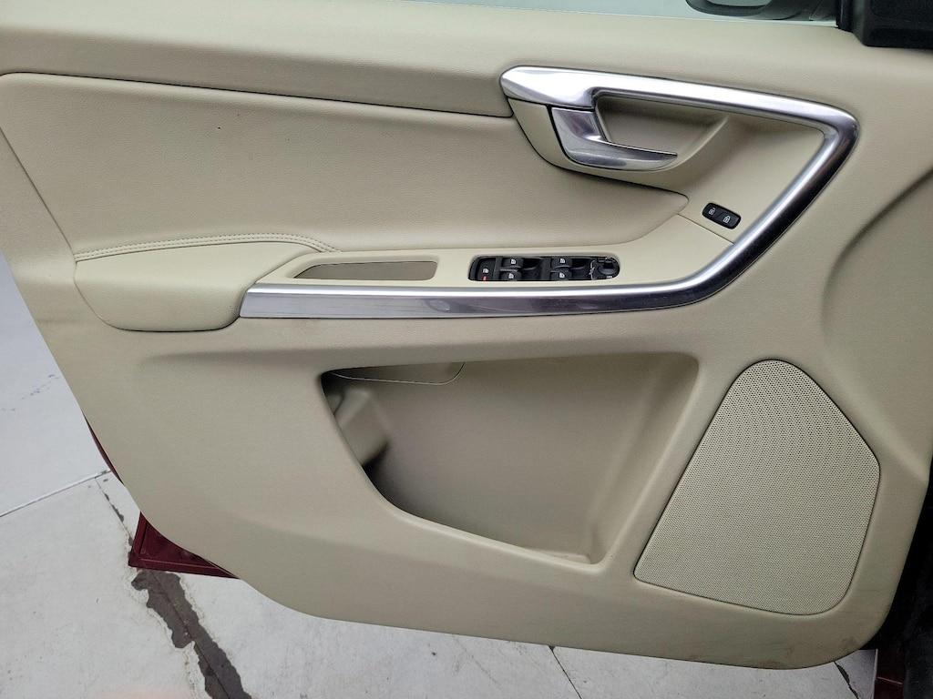 used 2015 Volvo XC60 car, priced at $16,998