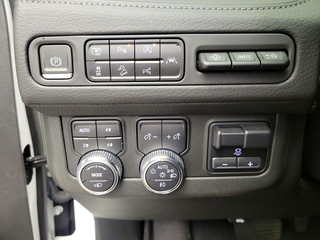used 2023 GMC Yukon car, priced at $66,998
