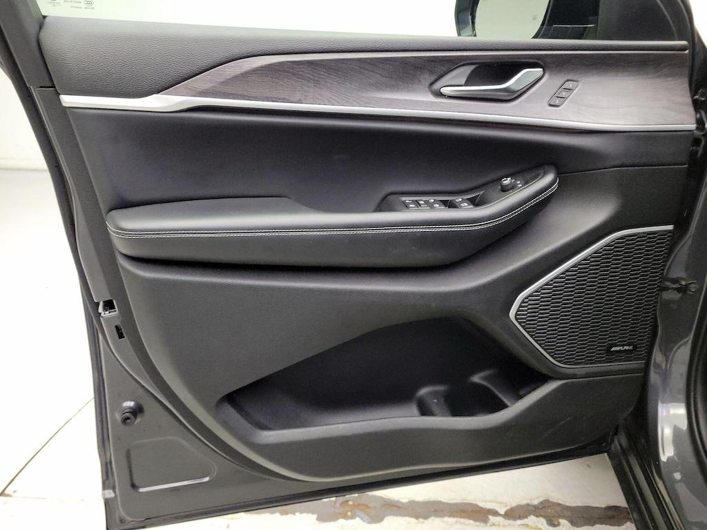 used 2022 Jeep Grand Cherokee L car, priced at $31,998