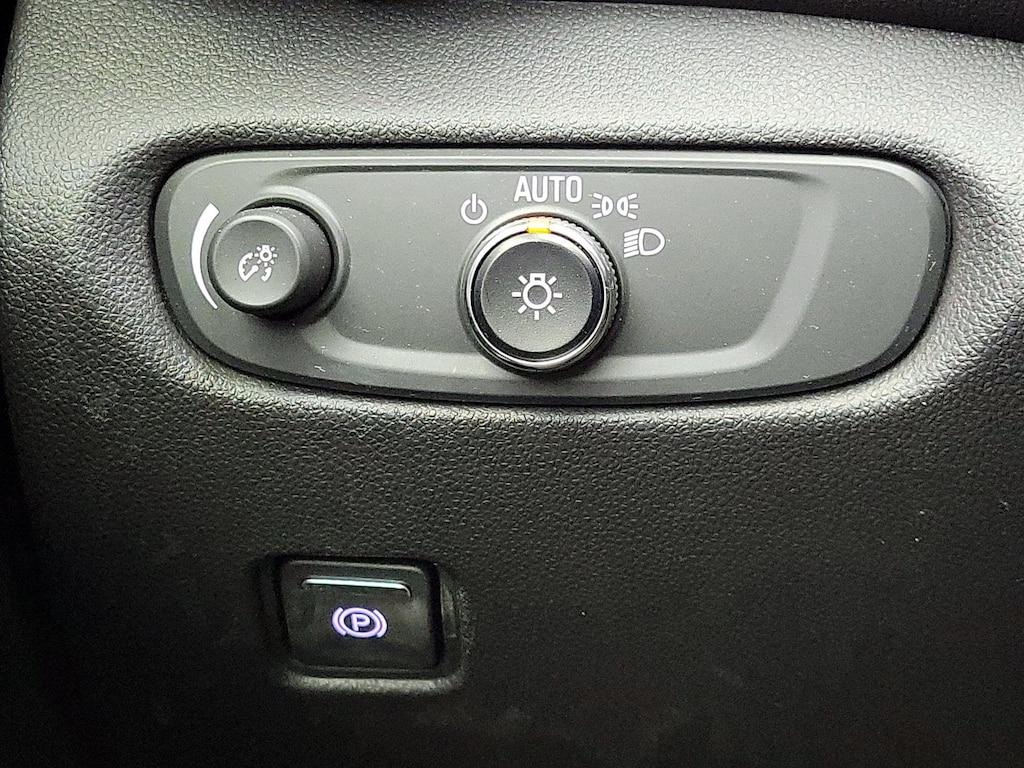 used 2022 Chevrolet Blazer car, priced at $23,998