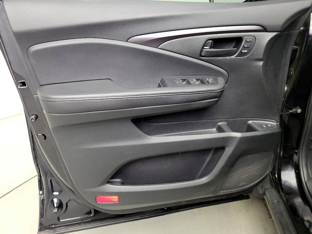 used 2023 Honda Passport car, priced at $33,998