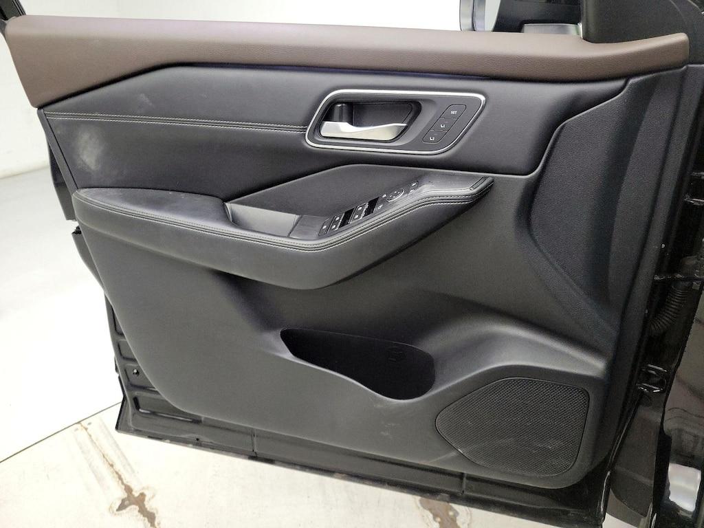 used 2022 Nissan Rogue car, priced at $26,998