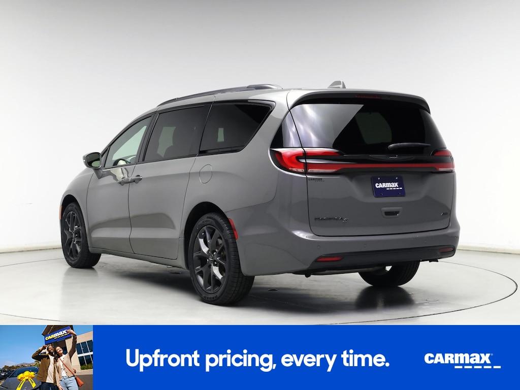used 2021 Chrysler Pacifica car, priced at $34,998