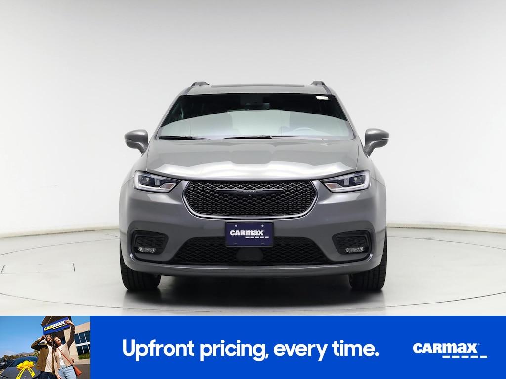 used 2021 Chrysler Pacifica car, priced at $34,998