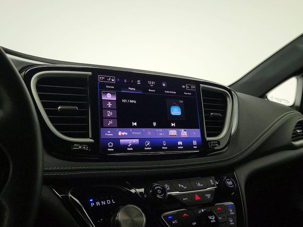 used 2021 Chrysler Pacifica car, priced at $34,998