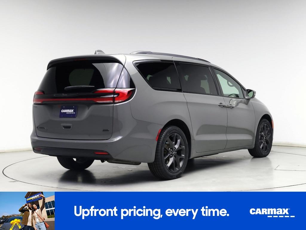 used 2021 Chrysler Pacifica car, priced at $34,998
