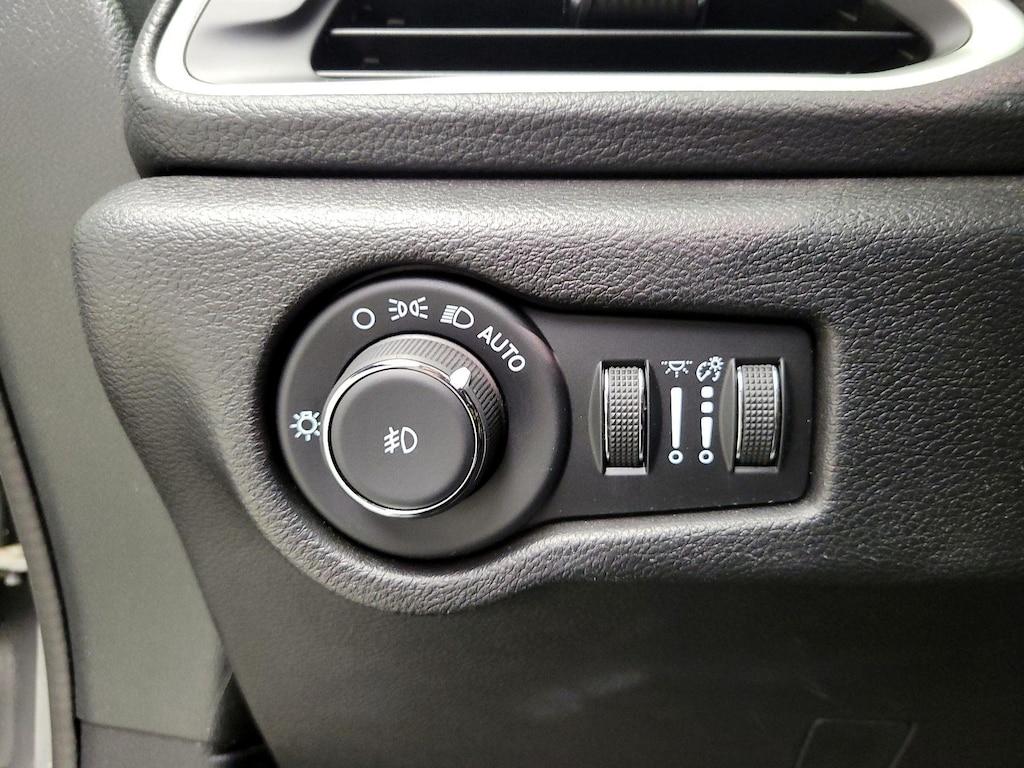 used 2021 Chrysler Pacifica car, priced at $34,998