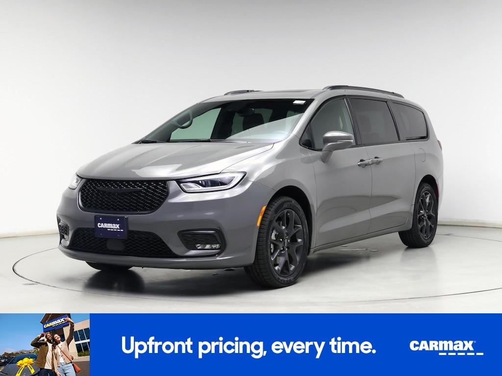 used 2021 Chrysler Pacifica car, priced at $34,998