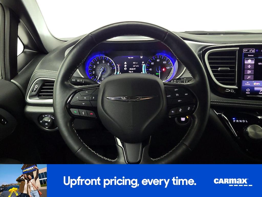 used 2021 Chrysler Pacifica car, priced at $34,998