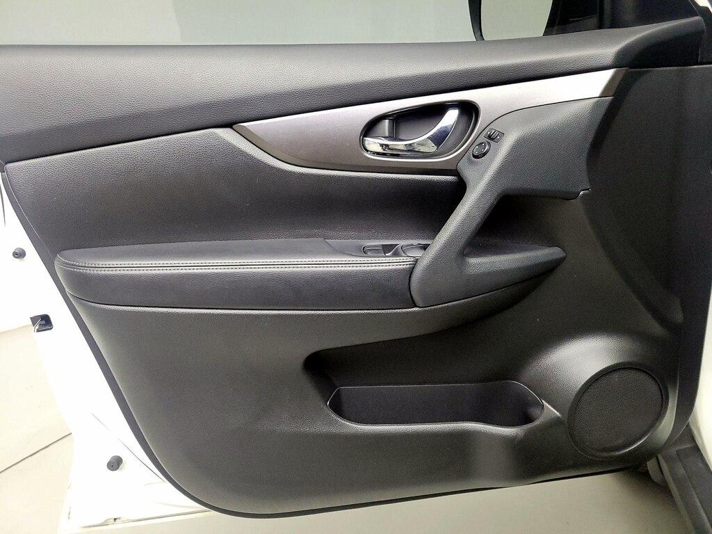 used 2015 Nissan Rogue car, priced at $14,998