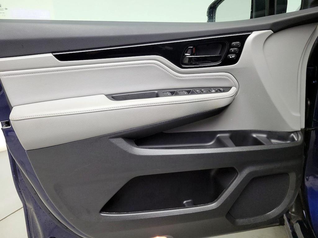 used 2024 Honda Odyssey car, priced at $42,998