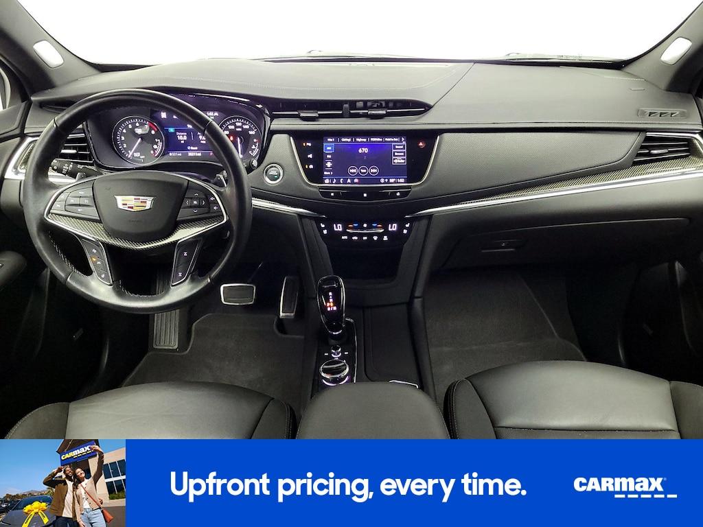 used 2021 Cadillac XT5 car, priced at $34,998