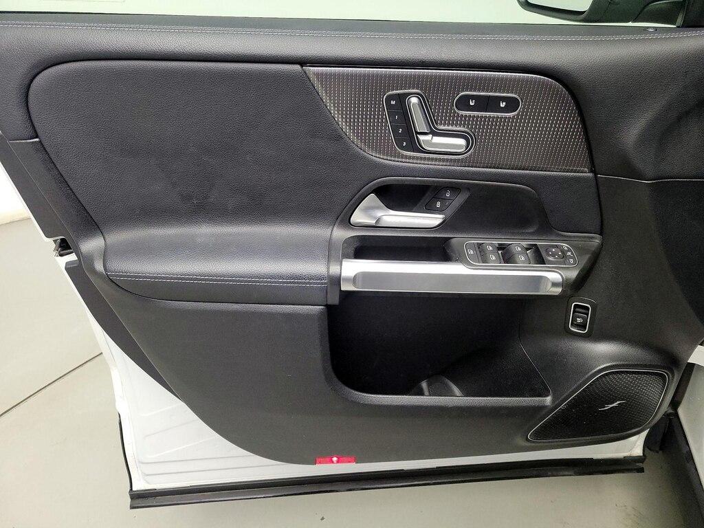used 2021 Mercedes-Benz GLB 250 car, priced at $29,998