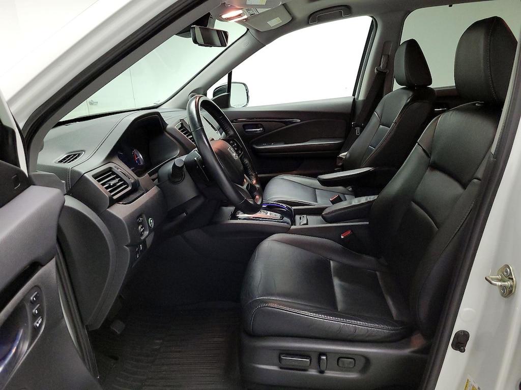 used 2020 Honda Pilot car, priced at $29,998