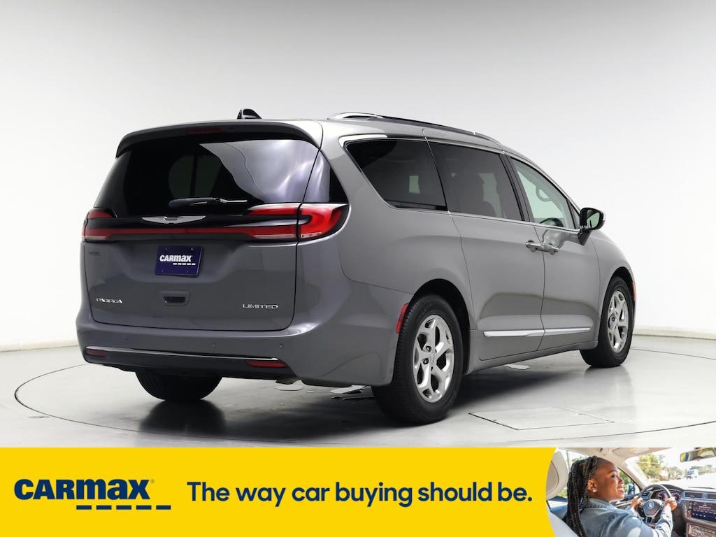 used 2023 Chrysler Pacifica car, priced at $34,998
