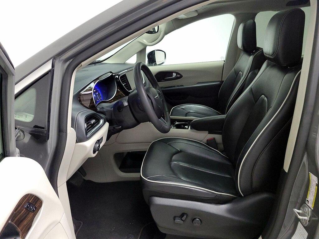 used 2023 Chrysler Pacifica car, priced at $34,998