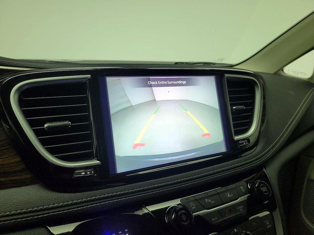 used 2023 Chrysler Pacifica car, priced at $34,998