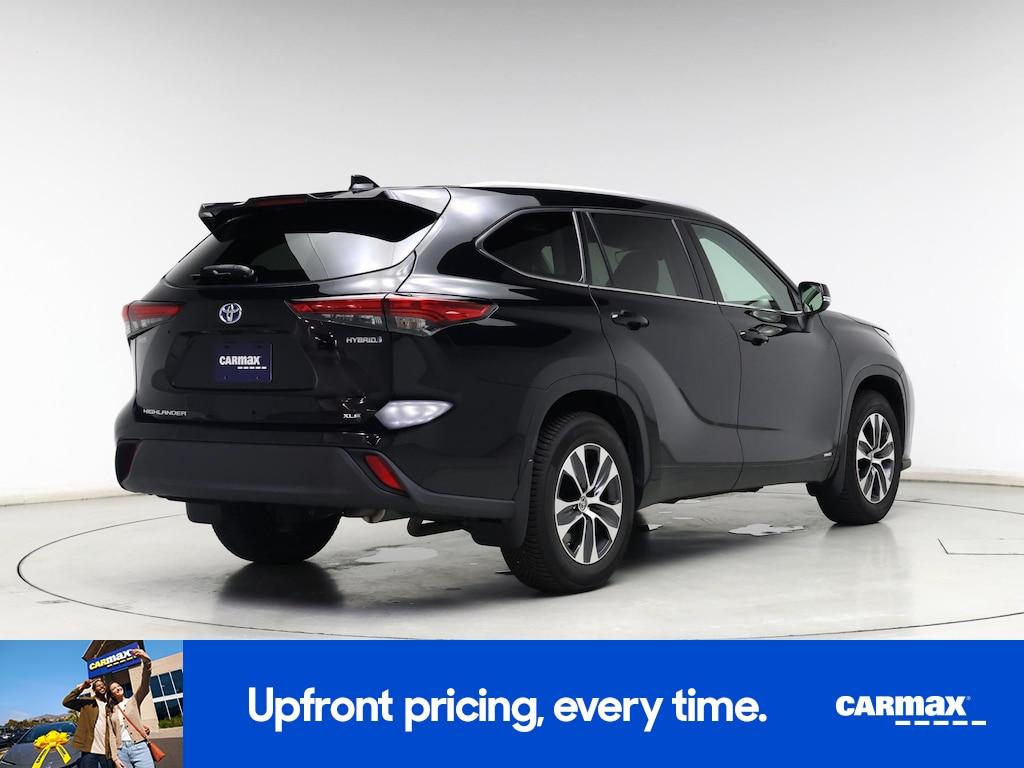 used 2022 Toyota Highlander Hybrid car, priced at $39,998