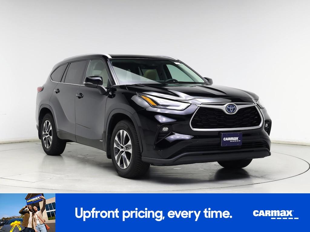 used 2022 Toyota Highlander Hybrid car, priced at $39,998