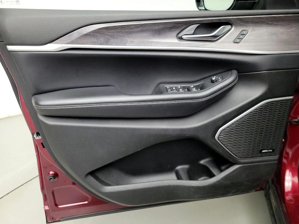 used 2022 Jeep Grand Cherokee L car, priced at $33,998