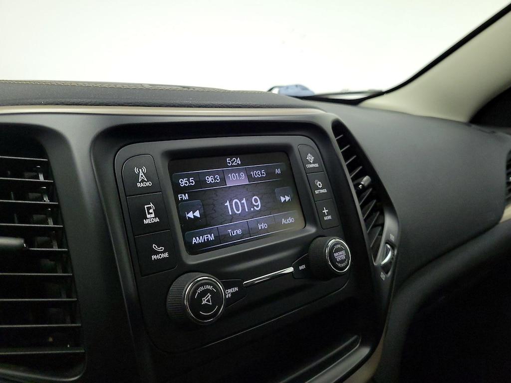 used 2018 Jeep Cherokee car, priced at $13,998