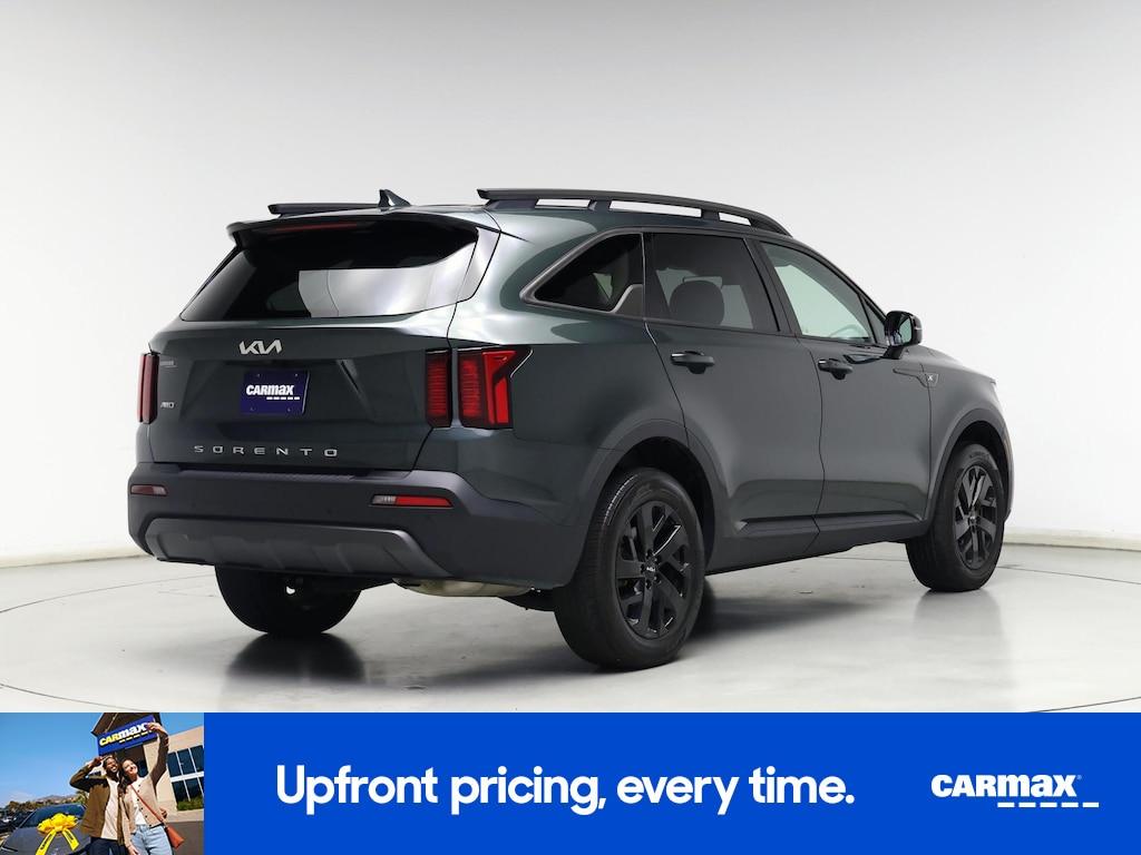 used 2022 Kia Sorento car, priced at $27,998
