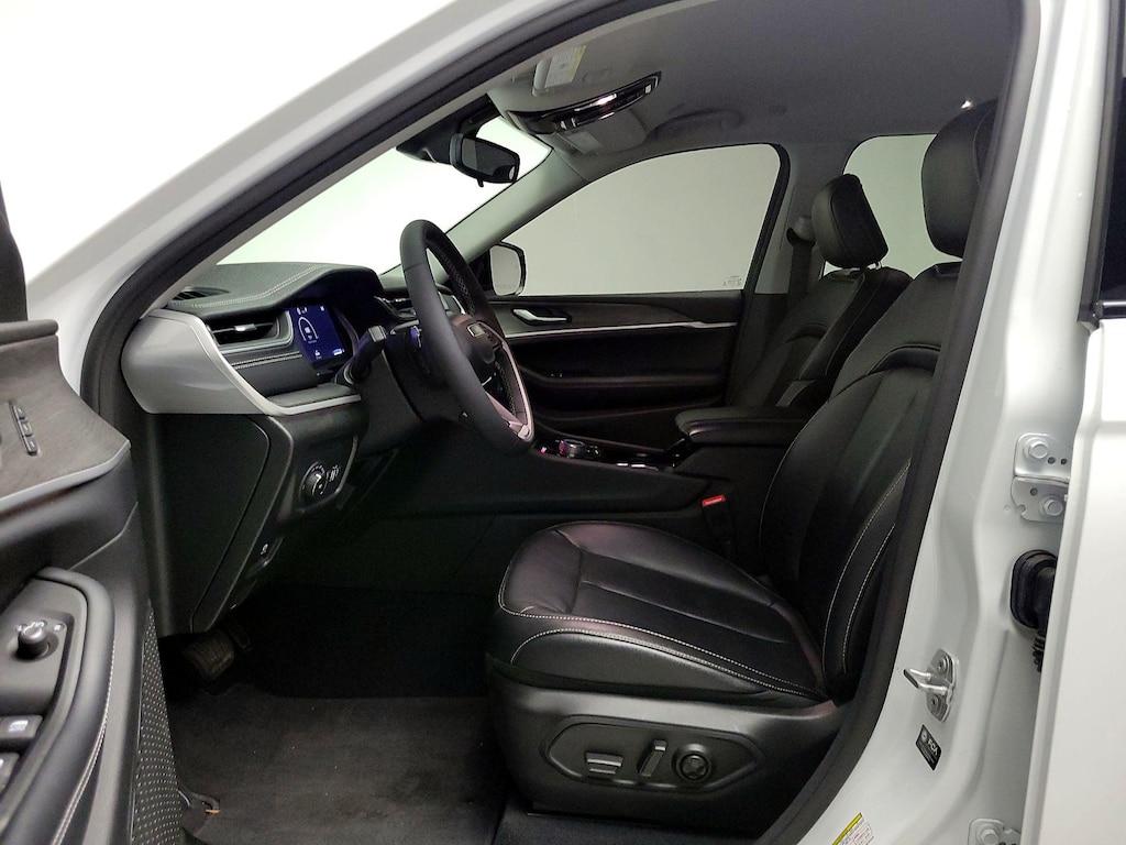 used 2023 Jeep Grand Cherokee car, priced at $33,998