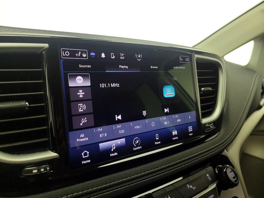 used 2023 Chrysler Pacifica Hybrid car, priced at $32,998