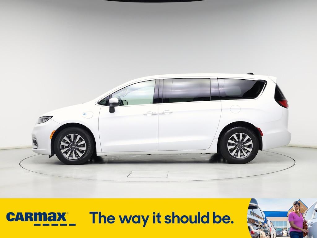 used 2023 Chrysler Pacifica Hybrid car, priced at $32,998