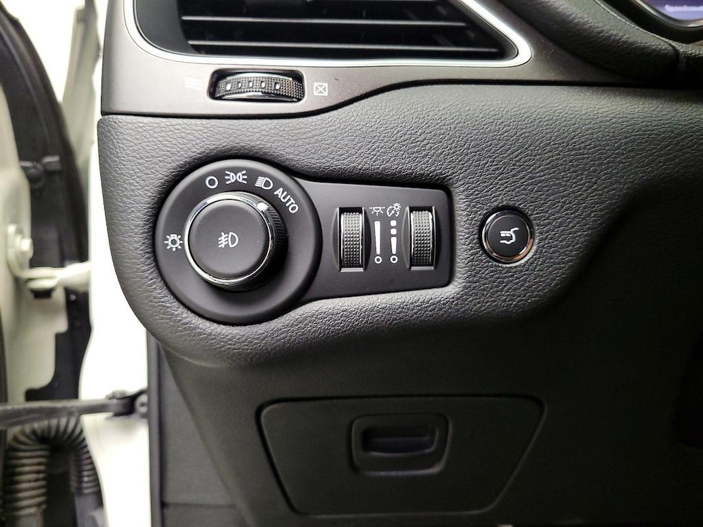 used 2019 Jeep Cherokee car, priced at $23,998