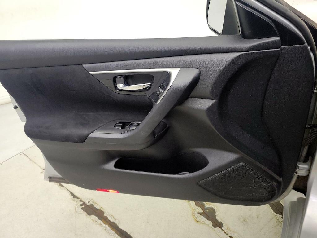 used 2014 Nissan Altima car, priced at $15,998