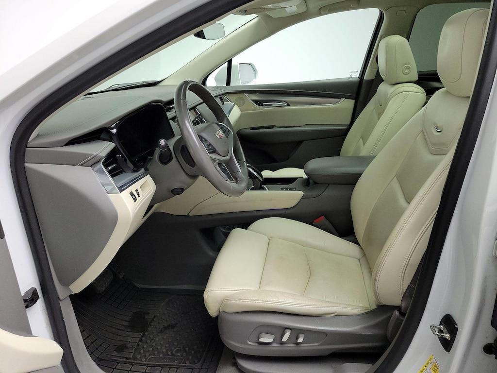 used 2017 Cadillac XT5 car, priced at $20,998