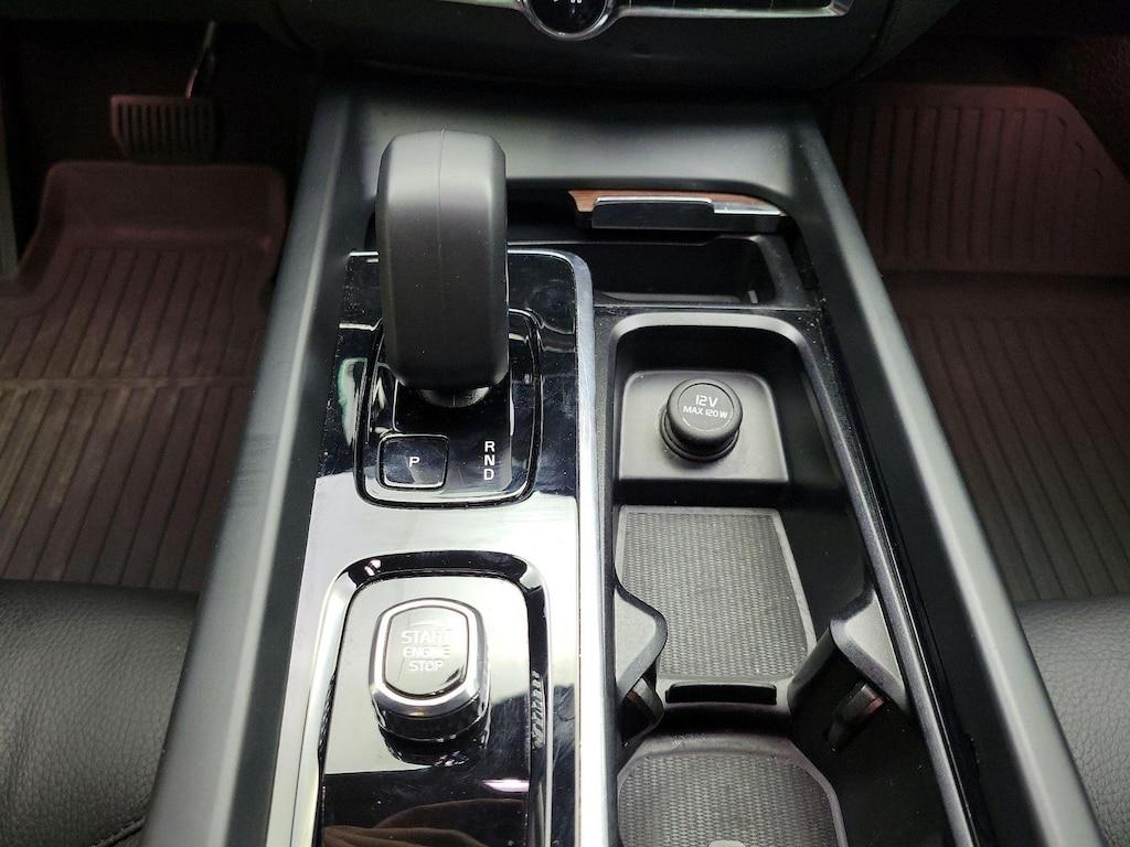 used 2023 Volvo XC60 car, priced at $29,998