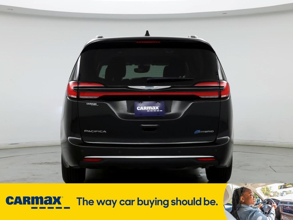 used 2021 Chrysler Pacifica Hybrid car, priced at $29,998