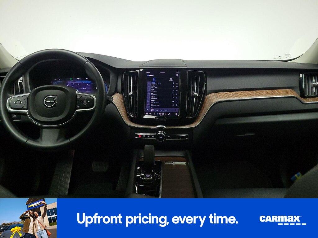 used 2022 Volvo XC60 car, priced at $30,998